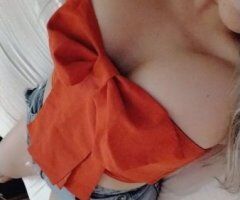 Wichita Falls escorts - Lady in red Bombshell (30) — Wichita Falls Texas Latina Escort