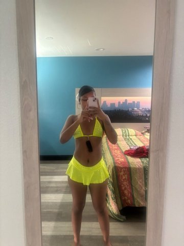 Palm Springs In-Calls & Cards Available (Discreet Young Lady) - 1