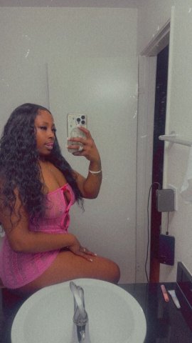 San Gabriel Valley Female Escort — Outcalls & Car Dates - 1
