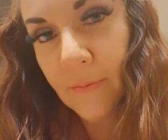 Orange County escorts - GILF Escort (40) — thick BBW, next door