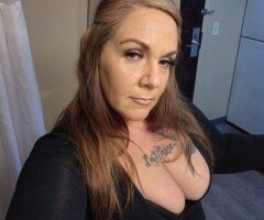 GILF Escort (40) — thick BBW, next door - Image 7