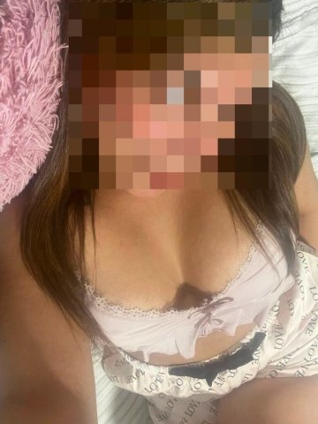 San Diego MILF In-Call — disponible 24/7 - 1
