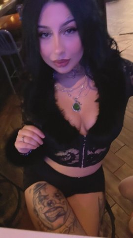 Decatur IL Female Escort — Incall & Outcalls, Good Conversation - 1