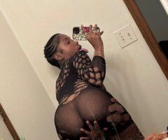 Bubbles (Las Vegas) Discreet Mixed Escort Outcalls - Image 3