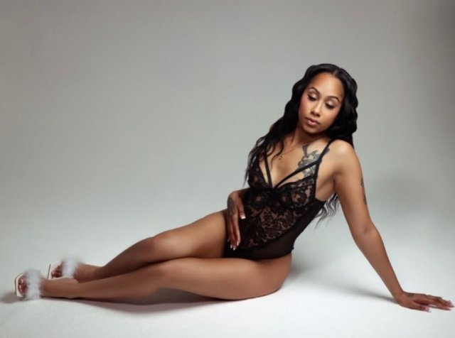Kemistry — Sweet & Petite Outcall Female Escort - 1