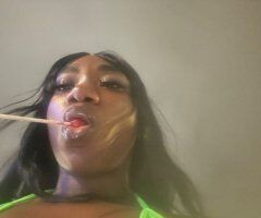 Galveston escorts - Galveston Texas Female Escort — Darskin, slim-thick 5'6 with massage