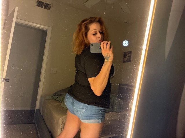San Antonio BJ Only Escorts — Book Cardate Before Work - 1