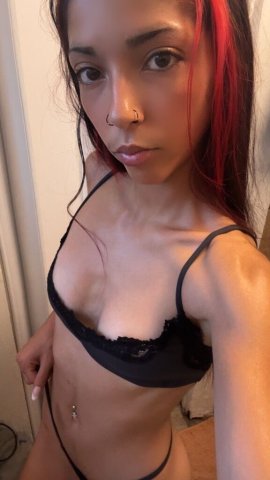 Tampa Female Escort — Video-verified content package deals - 1