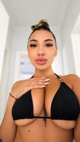 Chloe (22) Female Escort — Gainesville Incall & Outcall - 1