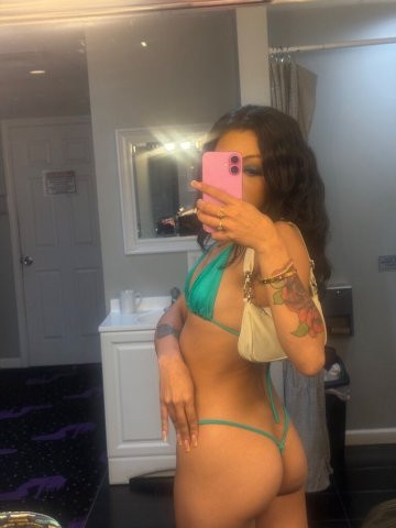Rochester NY Female Escort — 30-Minute Specials Tonight - 1