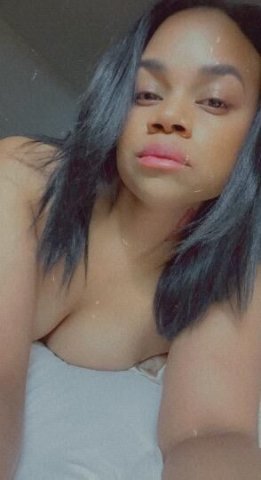 Cape Cod Female Escort — 2-way video verification, phone calls preferred - 1