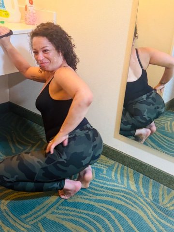 Cinnamon — Cincinnati Female Escort | Duo & Outcall Specials - 1