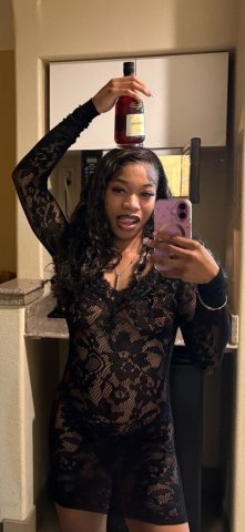 Cincinnati Female Escort — “2 girl special” video verified - 1