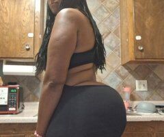 Las Vegas Female Escort — Quiet, discreet in a host location - Image 2