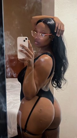Kansas City Female Escort — playful teasing & naughty moments - 1