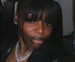 Miami escorts - Miami Incall Female Escort — Head Only