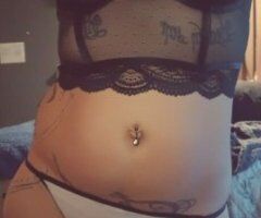 Norfolk Female Escort — Laid-Back, Drama-Free - Image 4