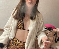 Petite young snow incalls in Inland Empire — car date & virtual - Image 5