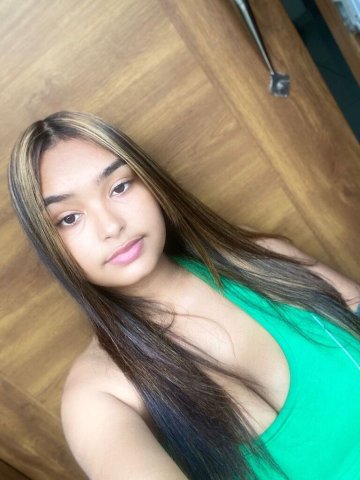 New in Boston — Full Service Female Escort - 1