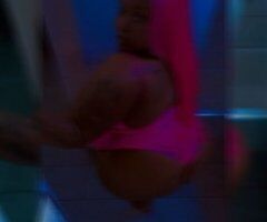 Cincinnati Female Escort — Shaved Smooth HHR & QV Only - Image 4