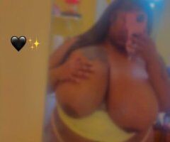 Cincinnati Female Escort — Shaved Smooth HHR & QV Only - Image 5