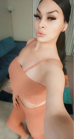 Lawrence Kansas Incall & Outcall Female Escort — fetish friendly full service - 1