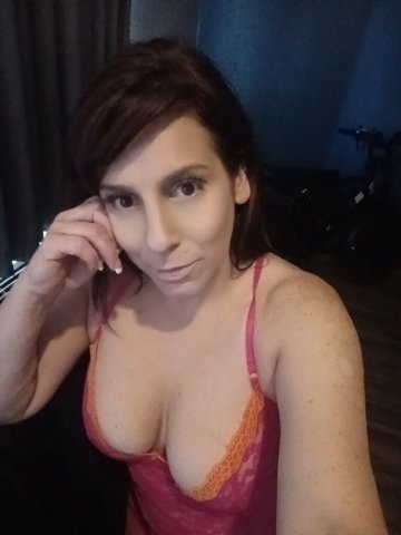Phoenix MILF Escort — Text/Call, Stress Relief - 1
