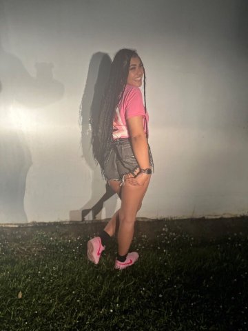 Oklahoma City Female Escort — WhatsApp 213-4 58-4523 (23) - 1