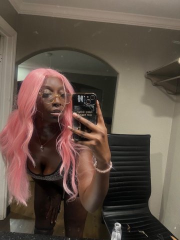 Beaumont Female Escort — Incall & Outcall Appointments, QV/HHR/HR Options - 1
