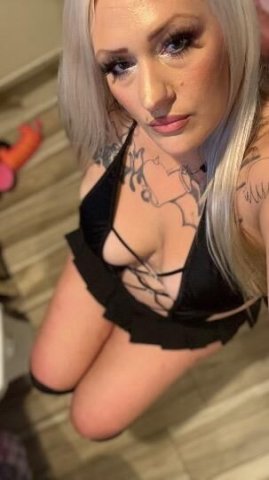 Blonde GFE Full Service in Vista — Soft Kisses & Dirty Talk - 1