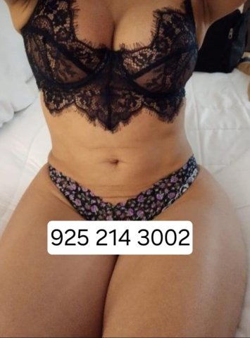 Monterey CA Colombiana Escort — Sexy y caliente - 1