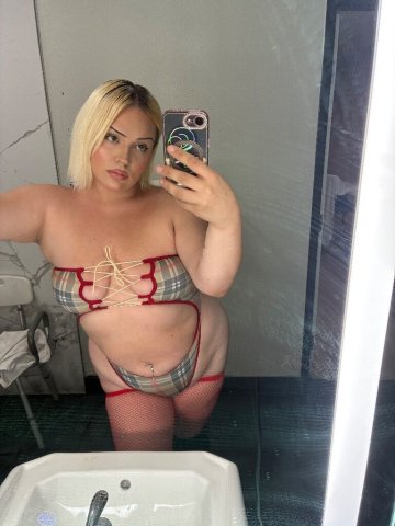 New Girl in Portland Female Escort — discreet 21 - 1