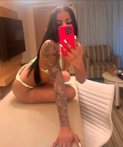 Long Island Female Escort — Discreet Erotic Services - 1