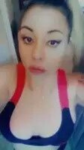 looking for classy gentlemen to cum spoil be me - 1