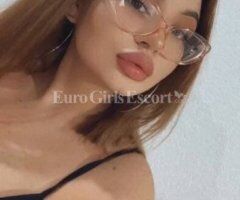 Florence escorts - Melani (27) Female Escort — Blue-green eyes, red hair, outcall + incall (Milan/Europe travel)