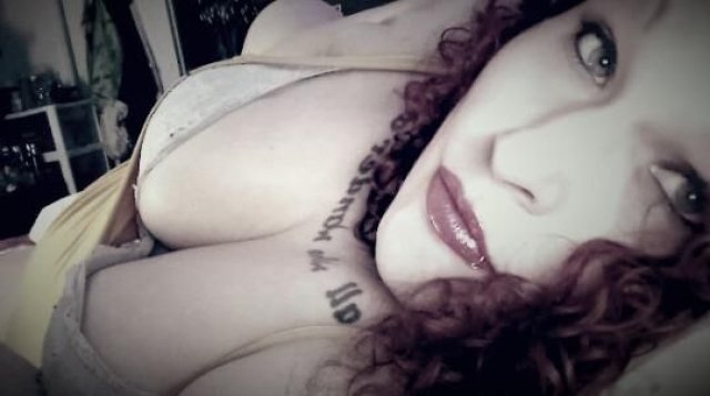 Scarlett Gresham — Eugene MILF BBW, Big Booty, Incall or Discreet Outcall (Text/WhatsApp) - 1