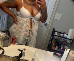 Nashville escorts -  Tattoo beauty on duty in Nashville — private discreet appointment