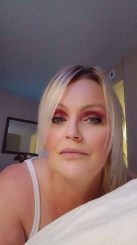 Busty Blonde Bombshell Companion (40) - 1