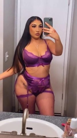 Youngstown Female Escort — In-call & Outcall, Car Available - 1