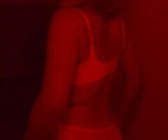 Palm Springs GFE Friendly Adult Date Escort — Discreet, Humorous & Professional - Image 3