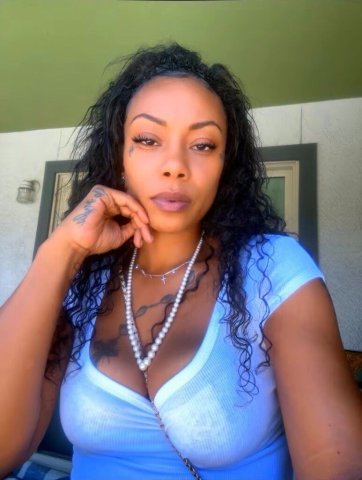 San Fernando Valley Neck Vacuum Outcall Special - 1