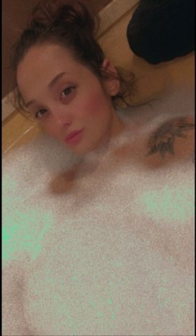 Casper Female Escort — Conversation and laughter - 1