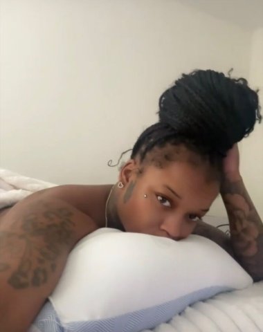 Norfolk Female Escort — Head Only, Oral, and Full Services - 1
