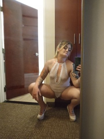 San Diego Blonde Escort — Discreet, friendly, and back for new dates - 1