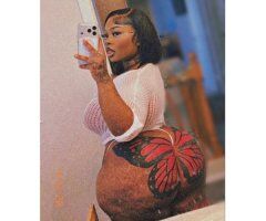 Cheyenne Curvy Female Escort for Verified Outcalls & Incalls - Image 6