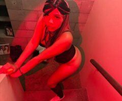 Polished Professional Female Escort in Tucson, AZ - Image 3
