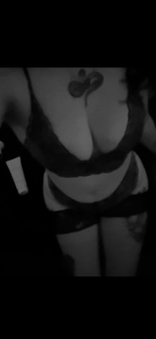 Spokane Incall Female Escort — Monday All-Day Appointments - 1
