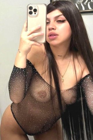 Latina Female Escort in Chicago — Real Photos, Available Today - 1