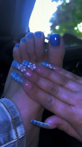 Latina Female Escort — Incall High Class Up-Scale Service (25) - 1