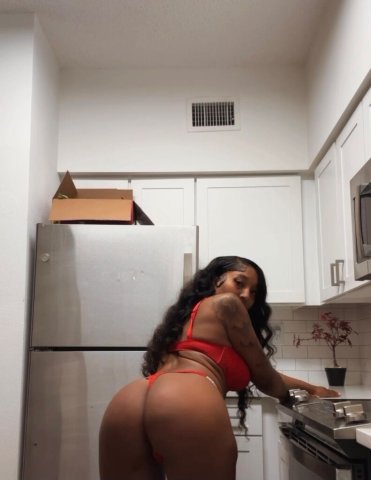 Baltimore Luxury Companion for Gentlemen — SI Habla Español, Facetime/WhatsApp Verify - 1
